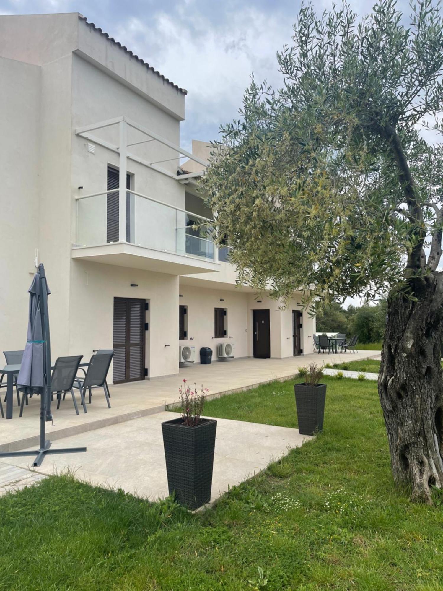 Villa Rodelia 로다 외부 사진